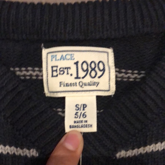 Kids The Children’s Place sweater - Picture 3 of 4